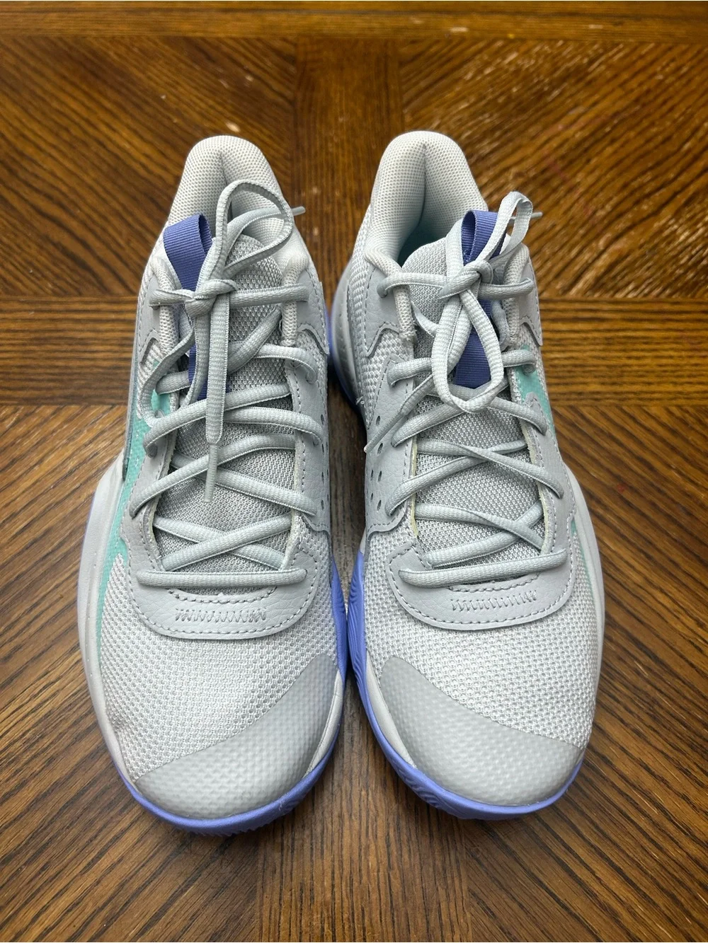 NEW Under Armour big girls Athletic Shoes size 6